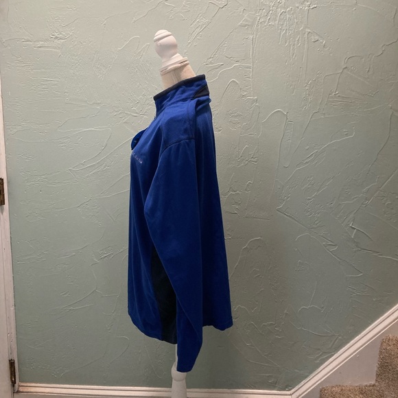 NWT-Columbia Fleece
Mens
XL- blue - Picture 6 of 7